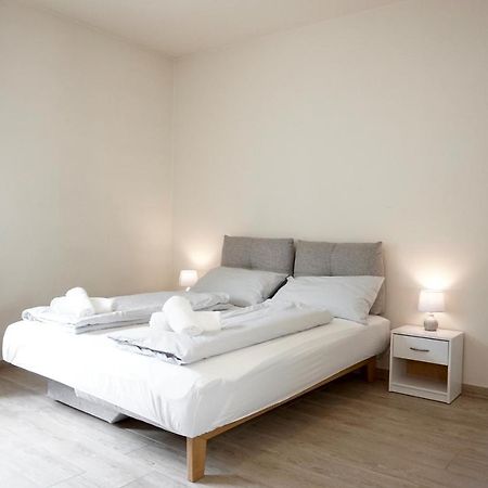 Bright Studio Apartment With Free Private Parking Мерано Екстериор снимка