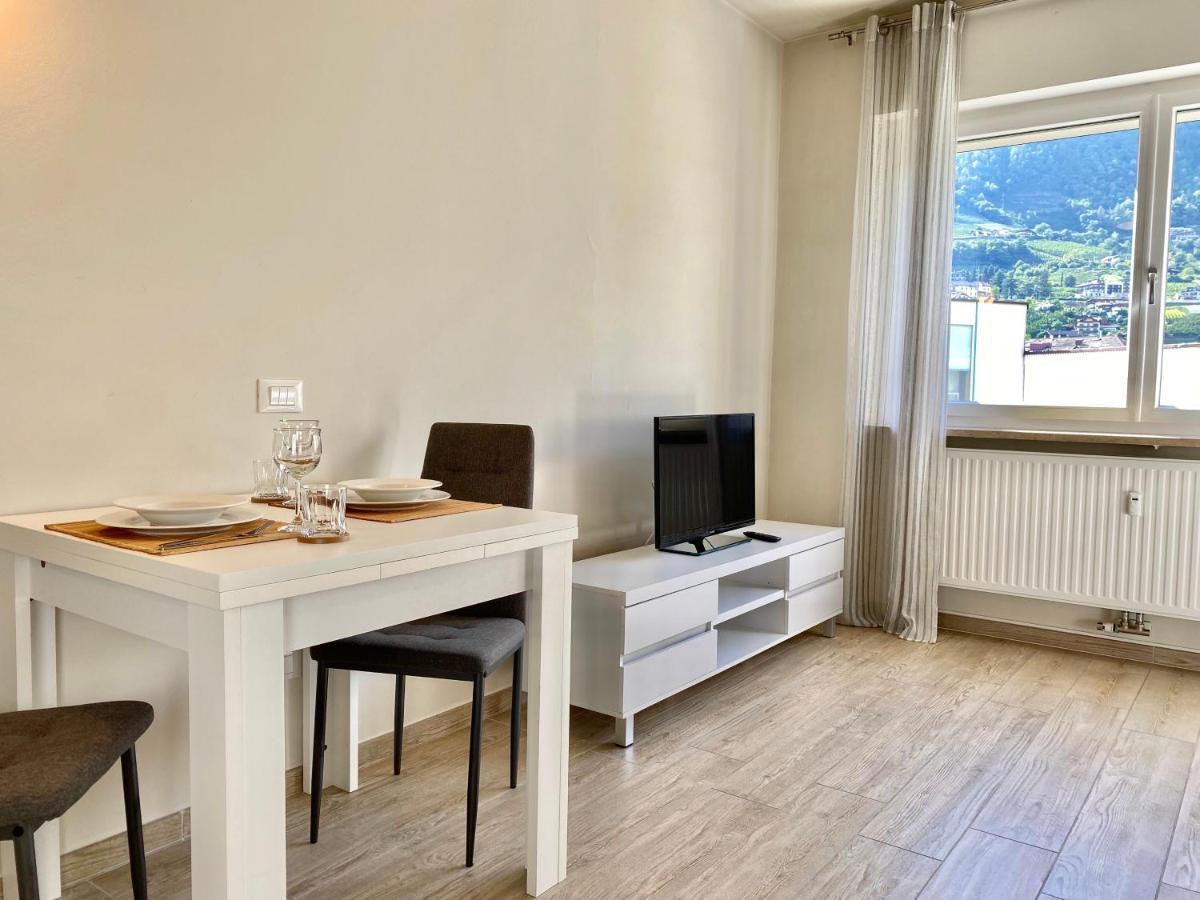 Bright Studio Apartment With Free Private Parking Мерано Екстериор снимка